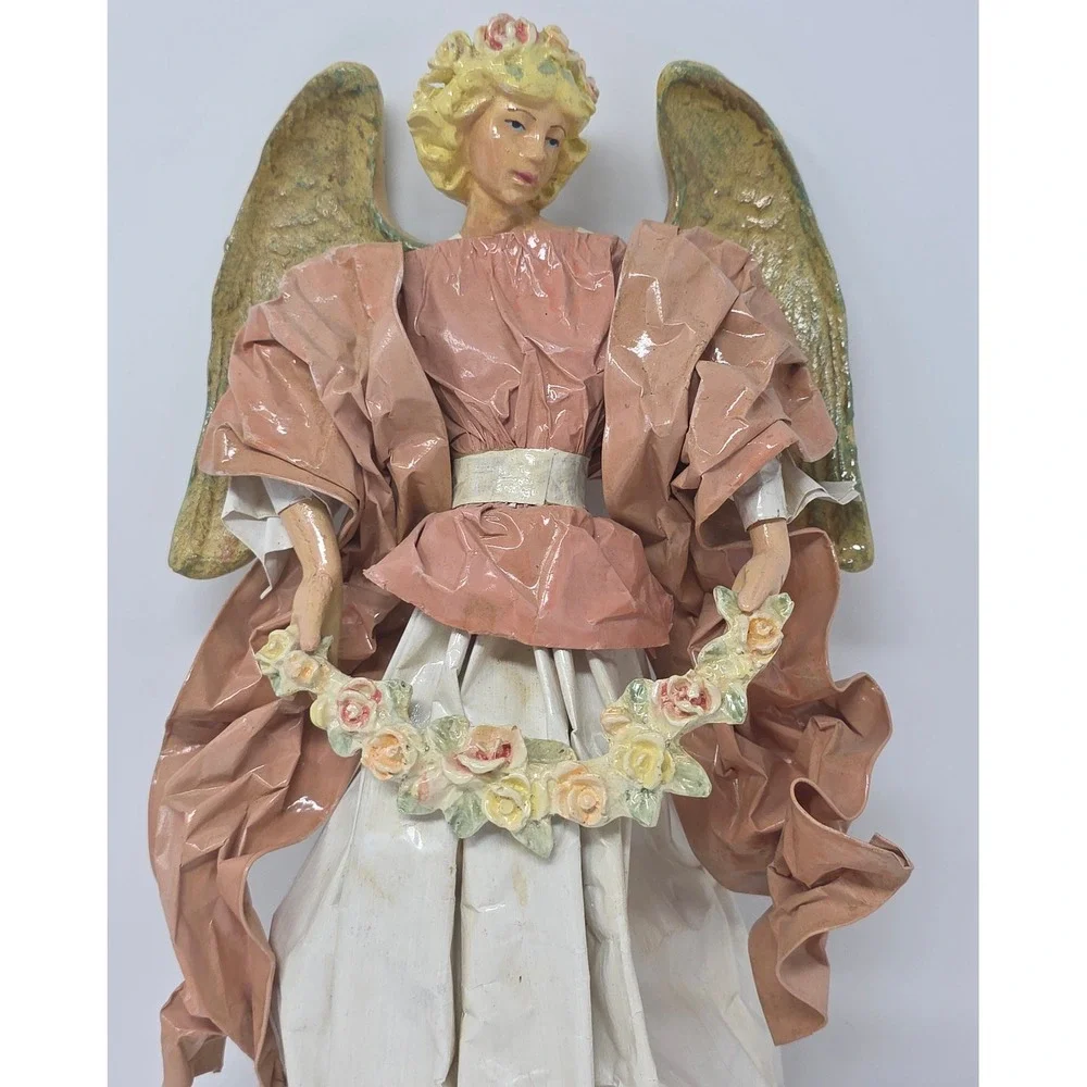 Amlings Angel Paper Mache  Christmas Tree Topper Figurine with Wreath and Wings‎
